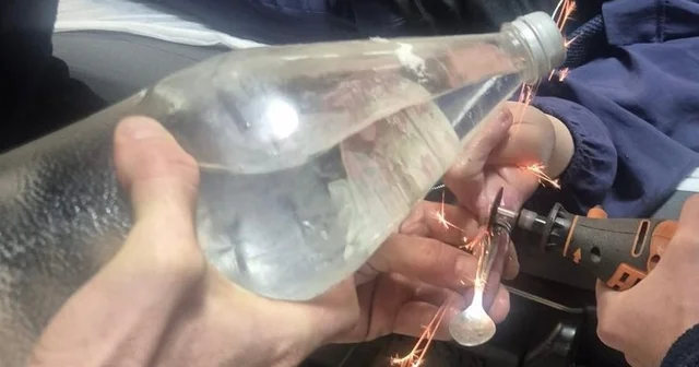 Gönen de parmağa sıkışan yüzük itfaiye tarafından kesildi Balıkesir Haberleri