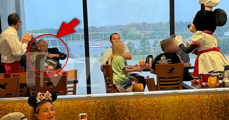 Skandal fotoğraf! Savaş çıkarıp soluğu Disney World de aldı