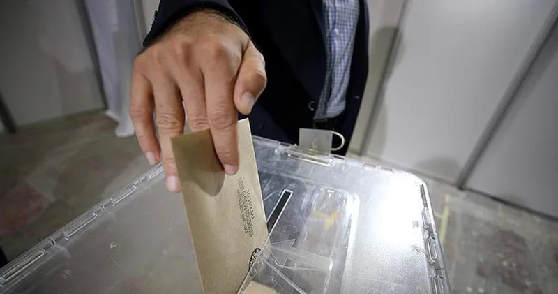 En son yapılan anketin sonuçları çıktı: CHP mi AKP mi? Yarış bıçak sırtında