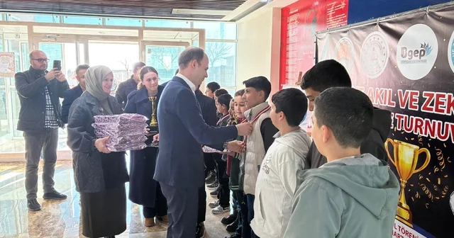 Zeka şampiyonları Siverek te B buluştu Şanlıurfa Haberleri