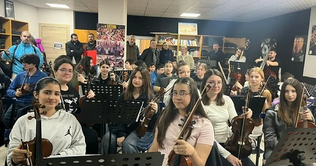Barış Çocuk Orkestrası, 11 inci yılında 11 inci konserine hazırlanıyor İzmir Haberleri