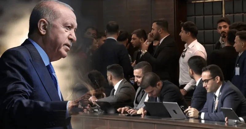 Tam da Erdoğan bunları söylerken... AKP liler gazetecilere parmak salladı Sözcü Gazetesi