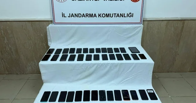 Gaziantep te 2 milyon TL değerinde kaçak telefon ele geçirildi: 1 gözaltı Gaziantep Haberleri