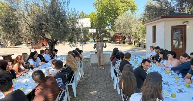 Kimya ve lezzet buluştu Edremit te zeytinyağının duyusal yolculuğu anlatıldı Balıkesir Haberleri