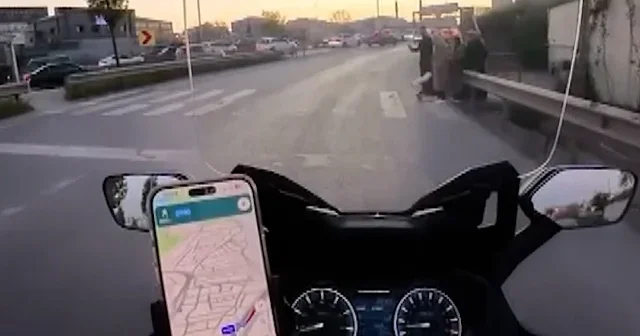 Yaya geçidinde durmadı cezadan kaçamadı VİDEO İZLE