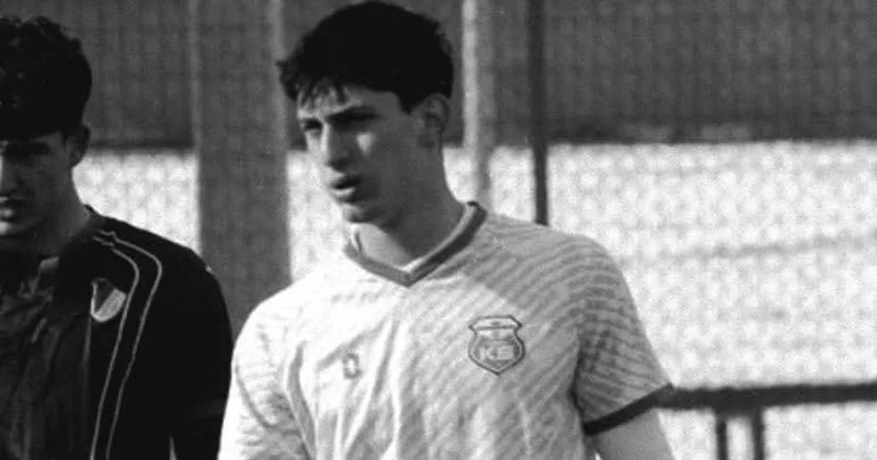 Kastamonu da feci kaza: Otomobil ağaca ok gibi saplandı! Genç futbolcu hayatını kaybetti...