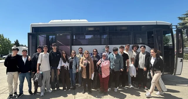 Geleceğin yazılımcılarından minik kalplere dokunuş Balıkesir Haberleri