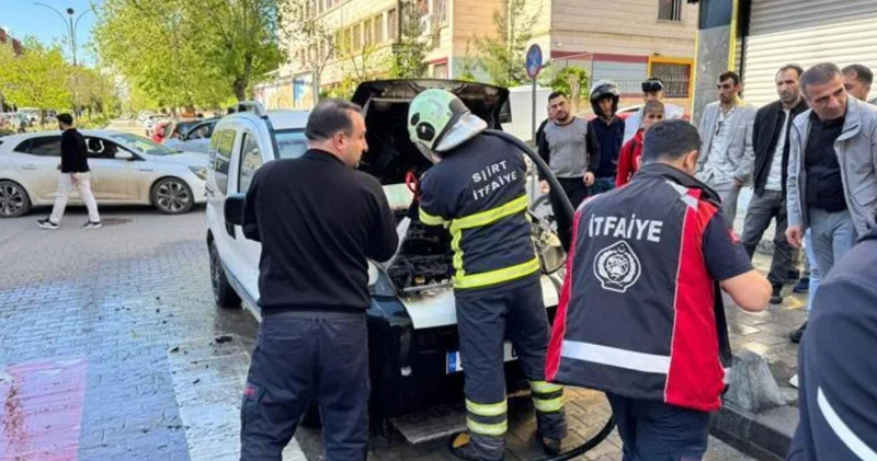 Park halindeki araçta yangın çıktı: Dumanlar her yeri sardı