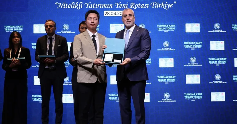 Türkiye ye yatırım yapan 22 firmanın temsilcisine Turkuaz Kart verildi