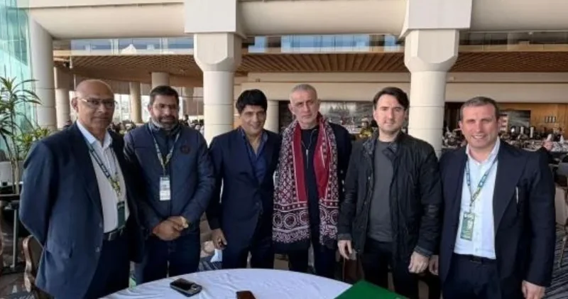 Hacıosmanoğlu Kanada ya gidip Pakistanlı başkanla görüştü