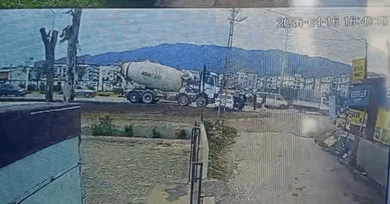 Beton mikseri çarptığı otomobili metrelerce sürükledi Sözcü Gazetesi