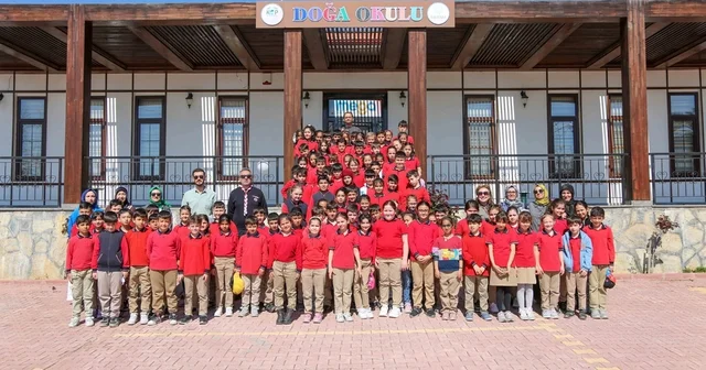 Meram da bir nesil doğa eğitimleriyle büyüyor; MEGA Doğa Okulu nda bir eğitim yılı daha tamamlandı Konya Haberleri