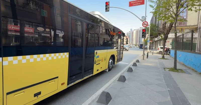 Kırmızı ışık ihlali yapan İETT otobüsü çocuğa çarptı