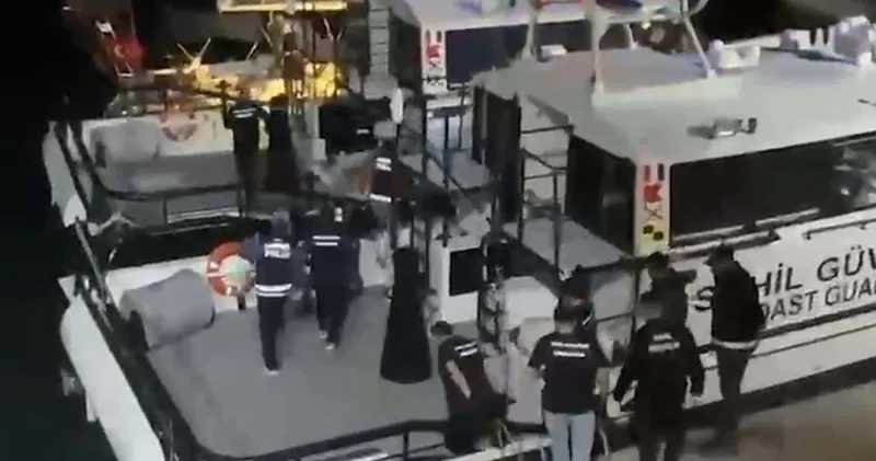 Ayvalık ta tekneye uyuşturucu baskını: 5 kişi cezaevine gönderildi