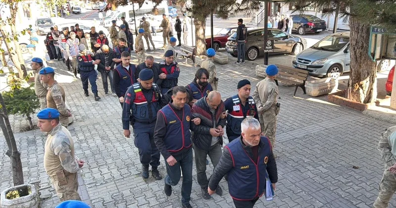 Eskişehir de 20 yıl önce kaybolan kişinin öldürüldüğü şüphesine ilişkin 8 zanlı tutuklandı
