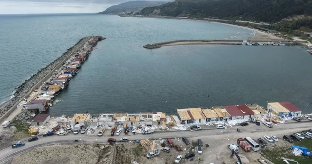 Türkeli de imara aykırı olduğu tespit edilen yapılar yıkıldı Sinop Haberleri