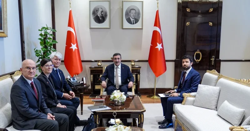 Cumhurbaşkanı Yardımcısı Yılmaz İsviçre nin Ankara Büyükelçisi Scheurer i kabul etti: İşbirliği masada Politika Haberleri