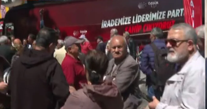 Son dakika haberi: CHP Güvenpark ta bayramlaşma Özgür Özel den açıklamalar Son dakika haberleri