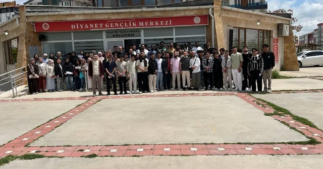 Uluslararası öğrencilerle yürek ısıtan bayramlaşma Afyonkarahisar Haberleri