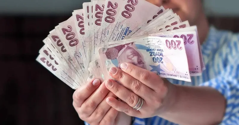 AK Parti nin seçim kozu: İşte en düşük emekli maaşı için konuşulan çılgın rakam