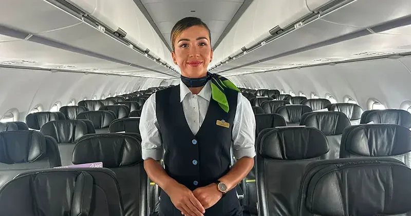 Hem kabin memuru hem maraton koşucusu