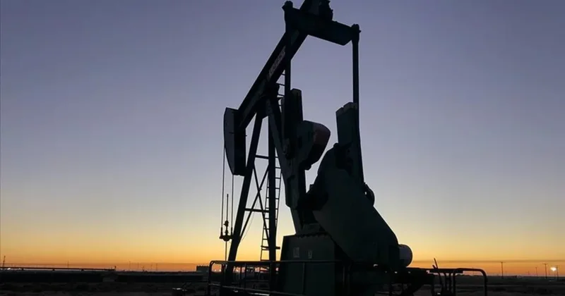 Petrol fiyatlarında 160 dolar senaryosu: Küresel stok daralması arz krizi endişelerini büyütüyor