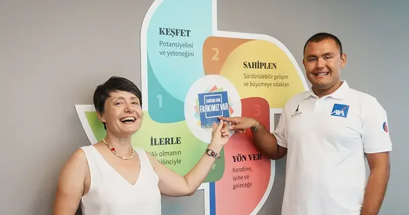 Otizmli yüzücü Tuna, Kuzey Kanalı geçişine törenle uğurlandı