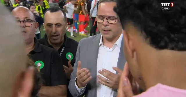 Tarihi zafer öncesi manevi anlar: Faslı futbolcular penaltı atışları öncesi toplu dua etti VİDEO İZLE