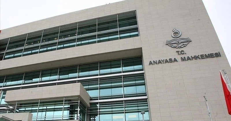 AYM, cinsiyet değişikliği için mahkeme izni şartına yapılan itirazı reddetti