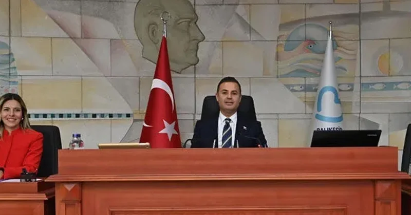 CHP’li başkan Ahmet Akın’dan AKP’li üyelere tepki Sözcü Gazetesi