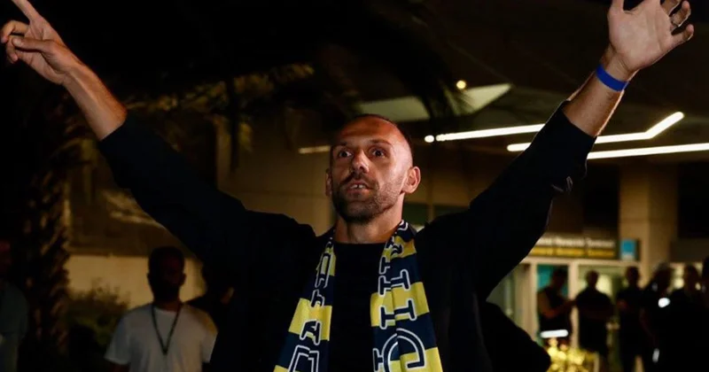 Fenerbahçe de Vedat Muriqi nin ardından bir yıldız daha MR a girdi