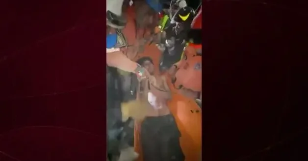 Venezuela daki depremde 106 saat sonra mucize kurtuluş