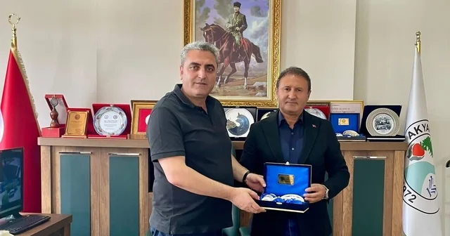 Bursa KAI Federasyonu Başkanı Durmuş Duman dan Akyaka Belediyesi ne ziyaret Kars Haberleri Habertürk Yerel Haberler