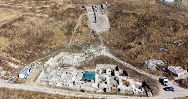 Perinthos Antik Kenti nde ortaya çıkarılan tiyatroda, Helenistik Dönem e ait izlere rastlandı Tekirdağ Haberleri Habertürk Yerel Haberler