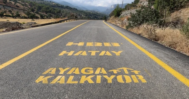 Hatay Büyükşehir Belediyesi, 2024 Nisan dan bu yana 2 bin 704 km lik yol ağını yeniledi Hatay Büyükşehir Belediyesi, Ağustos ayında 85 farklı noktada asfalt çalışmasını sürdürecek Hatay Haberleri Habertürk Yerel Haberler
