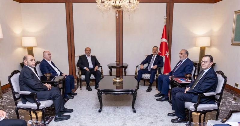 Bakan Fidan, Hamas Siyasi Büro Başkanı Hayye ve beraberindeki heyeti kabul etti