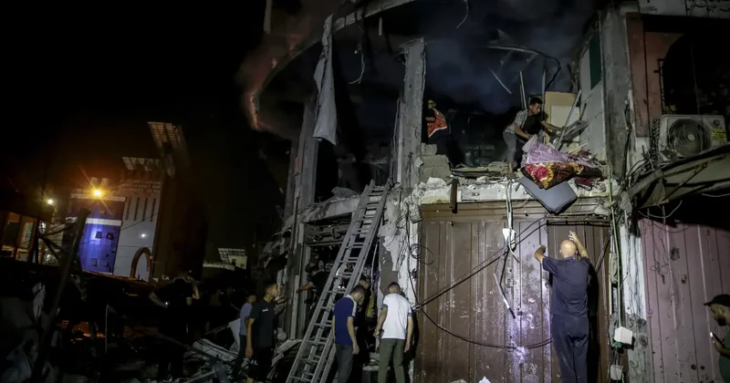 İsrail ateşkesi ihlal etmeye devam ediyor: Gazze deki can kaybı bugün de arttı