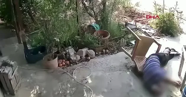 Mersin de ortopedik engelli yaşlı adamı darbeden kasklı saldırgan tutuklandı