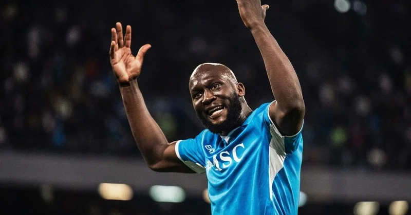 Süper Lig devleriyle anılan Lukaku, Türkiye ye geldi