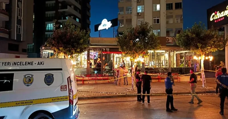 Kebapçıya kurşun yağdırdılar: Yemek yiyen 4 kişi yaralandı