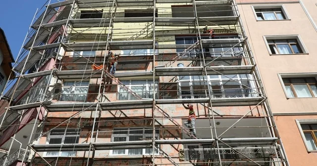 Ordu Büyükşehir, Ünye nin çehresini değiştiriyor 44 binanın cephe iyileştirme çalışmalarına başlandı Ordu Haberleri Habertürk Yerel Haberler