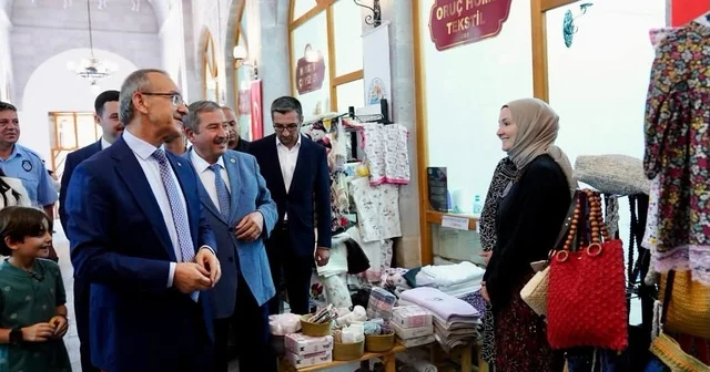 Başkan Bozkurt, Tarihi Bedesten de kadın girişimciler ve esnafla buluştu Malatya Haberleri Habertürk Yerel Haberler