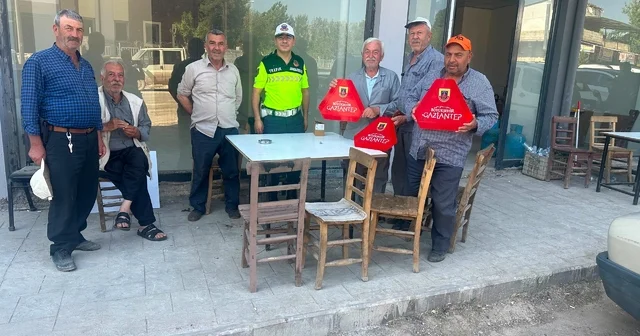 Jandarmadan güvenli tarım eğitimi ve reflektör dağıtımı Gaziantep Haberleri Habertürk Yerel Haberler