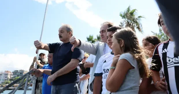 Balıkesir haberleri Balıkesir de engelliler, 30 Ağustos zaferi için su dalışı yaptı 30 Ağustos 2026