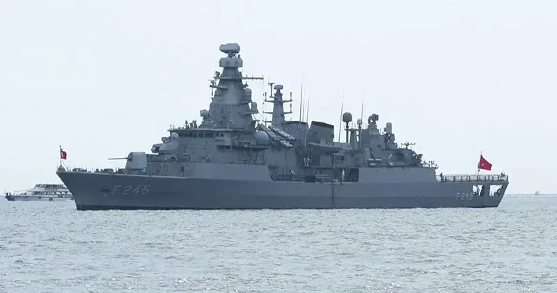 TCG Oruçreis gemisi Zafer Bayramı nedeniyle ziyarete açıldı