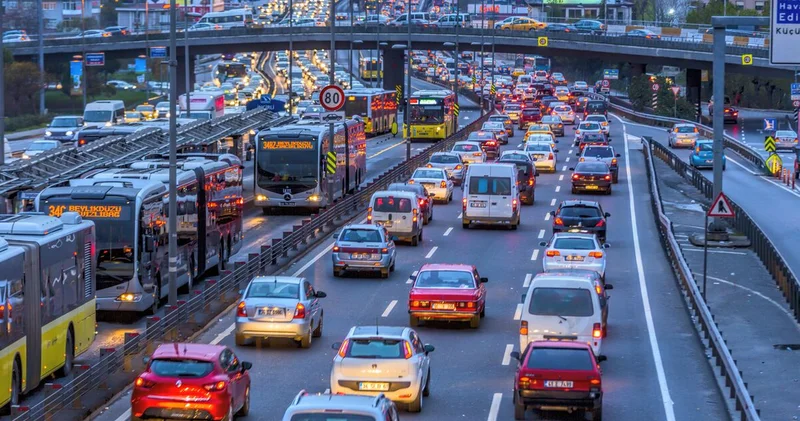 Bugün toplu taşıma ücretsiz mi? 30 Ağustos 2026 Zafer Bayramı nda otobüs, metro, metrobüs ve Marmaray ücretsiz mi?