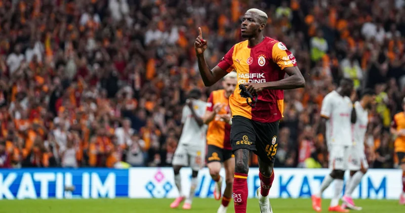 Victor Osimhen, ligdeki 5. golünü attı!