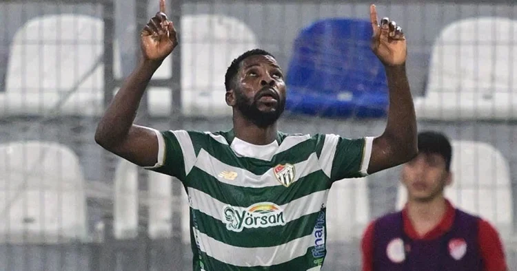 Bursaspor da Kelechi Iheanacho fırtınası dinmiyor!