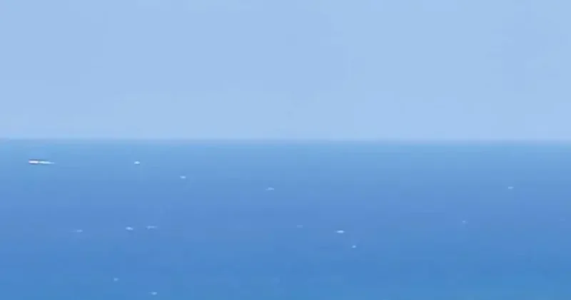 Girne açıklarında 267 kişiyi taşıyan yolcu gemisi alabora oldu; hayatını kaybedenler var