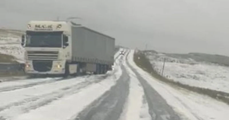 Artvin de Dolu Trafiği Aksattı